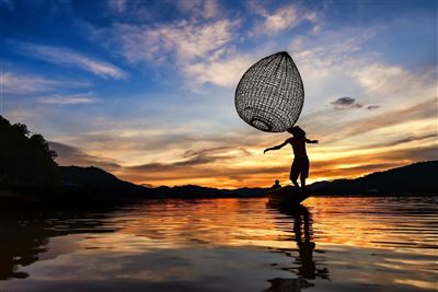 Mekong River mit Fischer